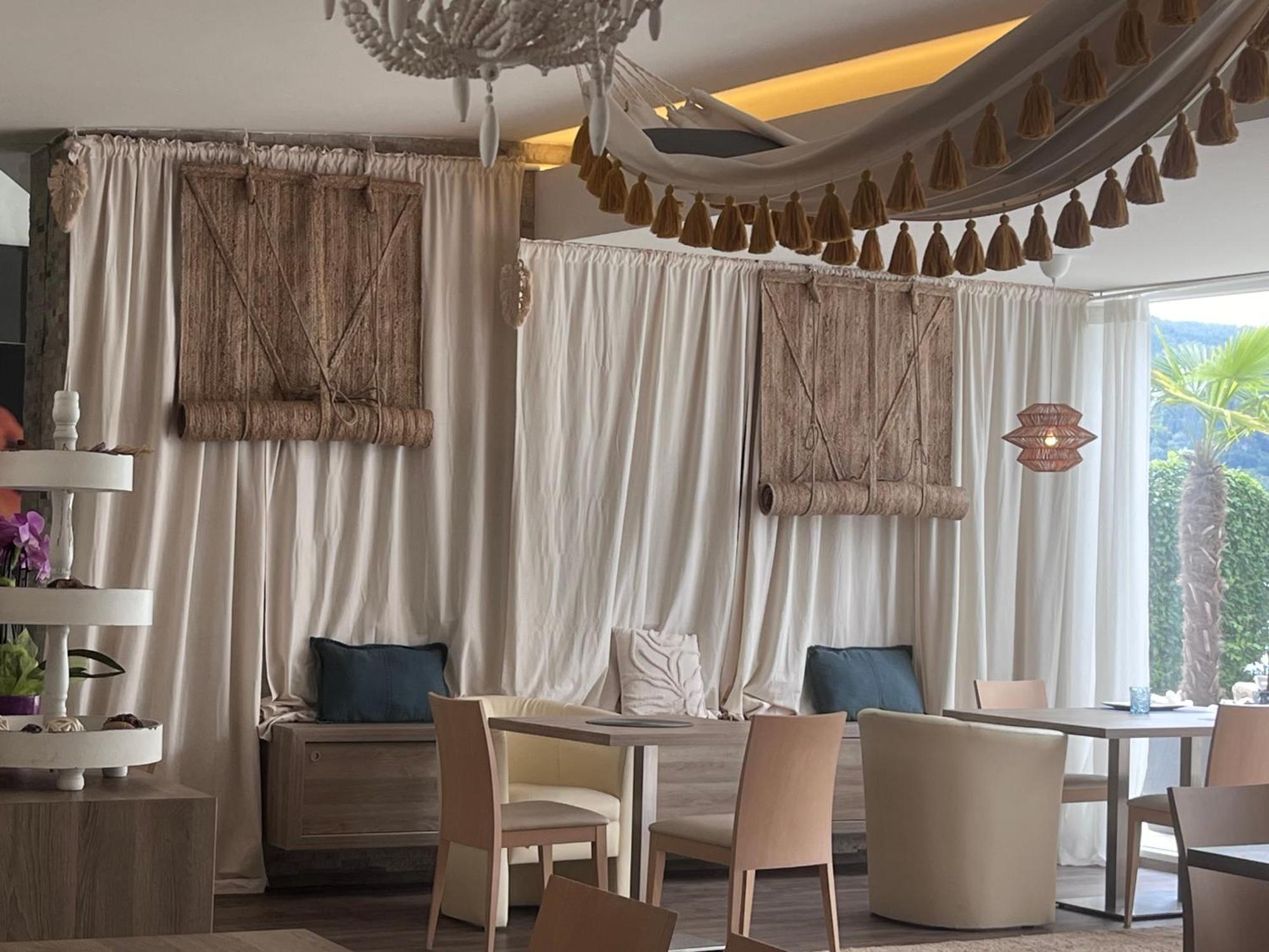 Strandhotel Kaerntnerhof เพิร์ทชาค อัม เวิร์ทเทอร์ซี ภายนอก รูปภาพ